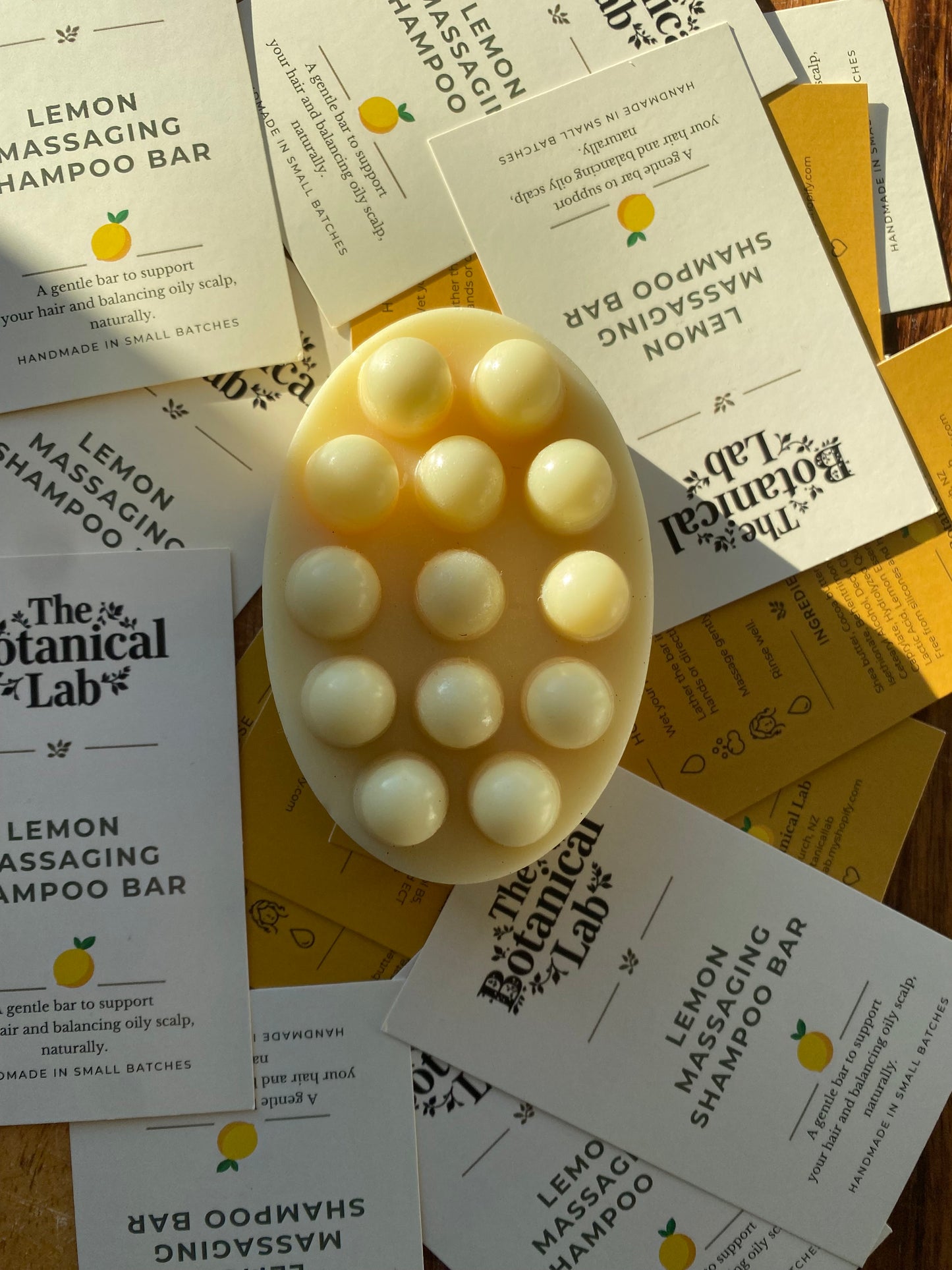 Lemon massaging shampoo Bar
